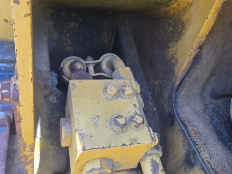caterpillar-963-image-101