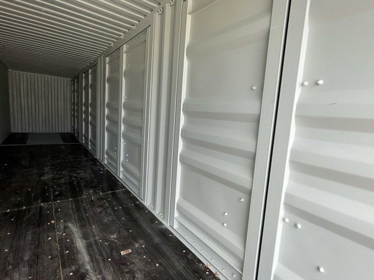#100-•-40'-high-cube-storage-container-image-11