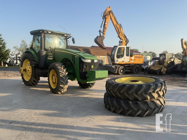 2013-john-deere-8310r-image-6