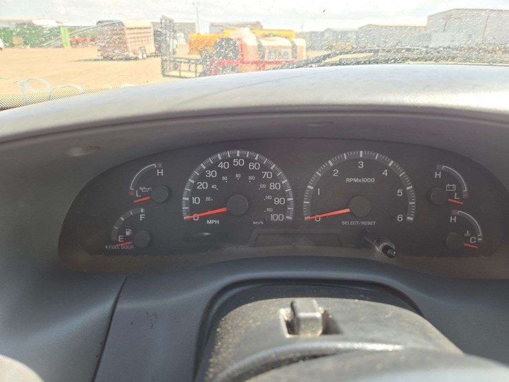 2000-ford-f150-image-17