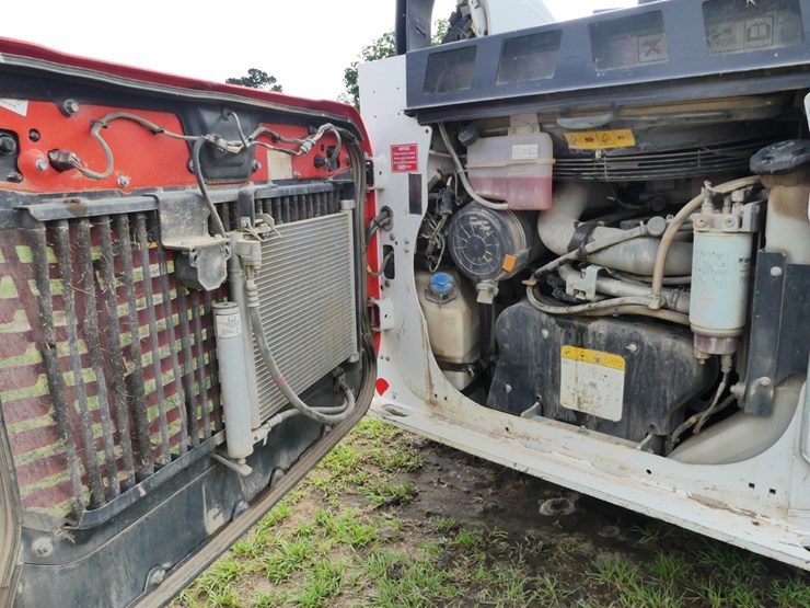 2025-bobcat-t86-image-9