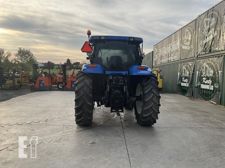 2003-new-holland-ts135a-image-3