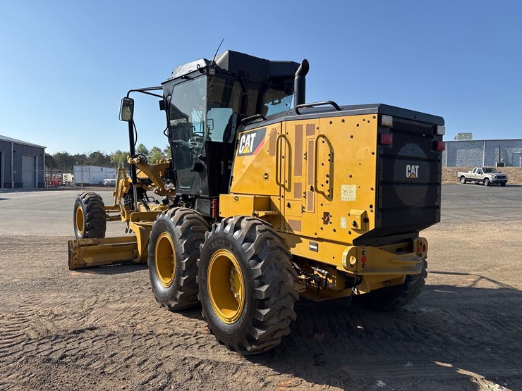 2019-caterpillar-120-image-6