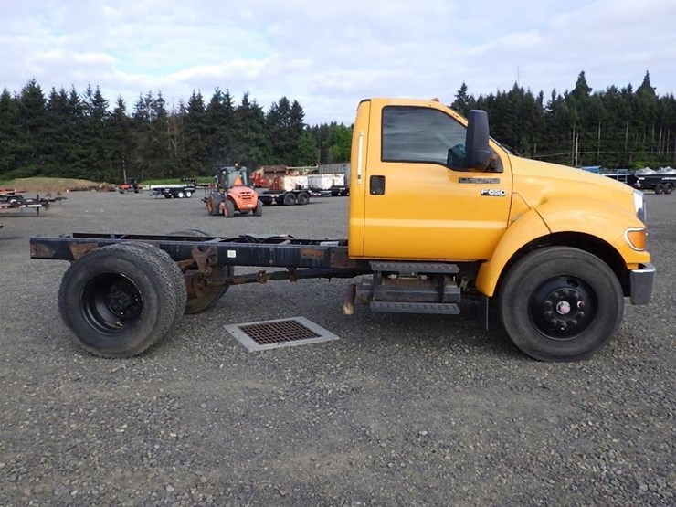 2009-ford-f650-image-4