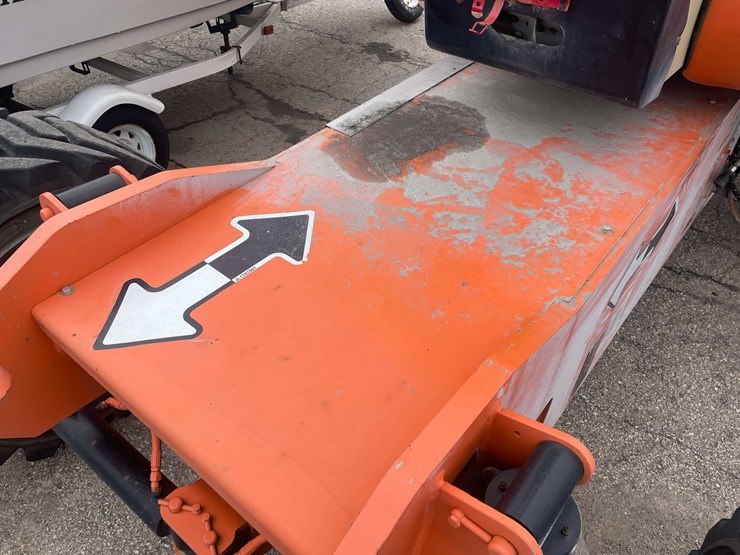 #1482-•-jlg-boom-lift-(of)-image-8