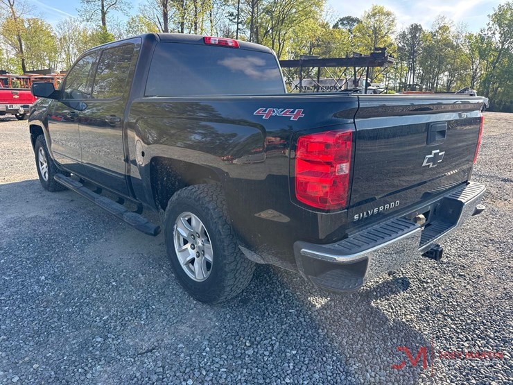 2017-chevrolet-1500-image-4