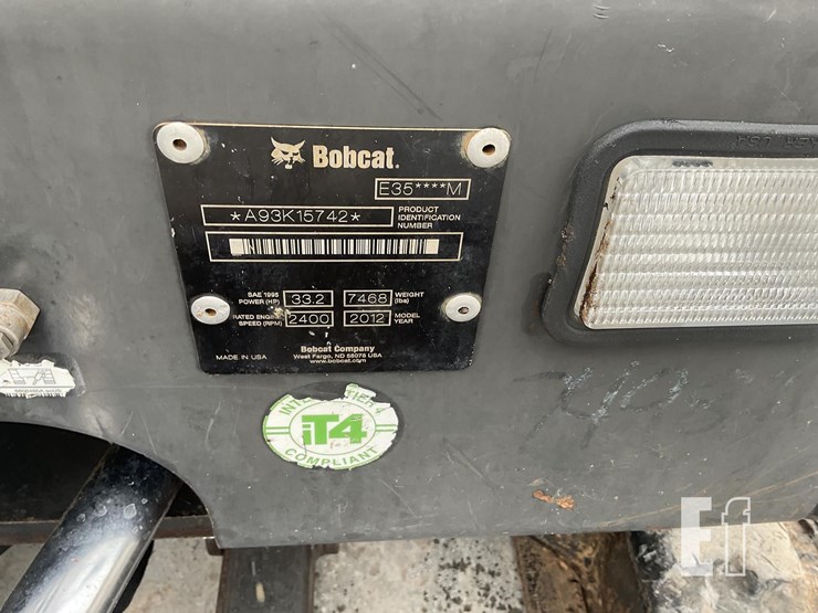 2012-bobcat-e35-image-18