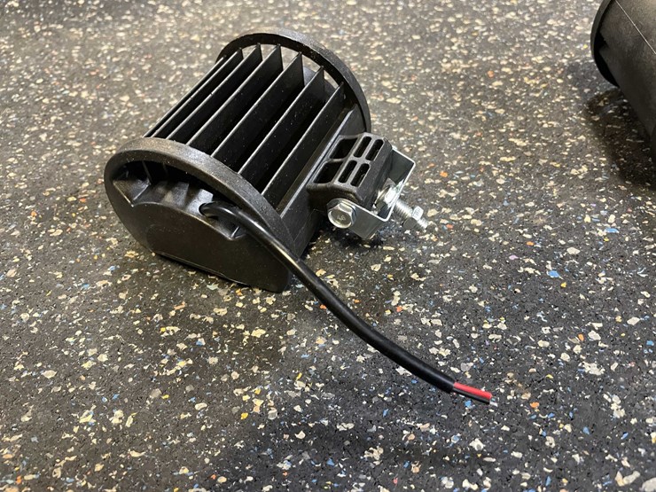 #2519-•-(2)-led-work-lights,-4"-l,-12/24vdc-(pr13)-image-4