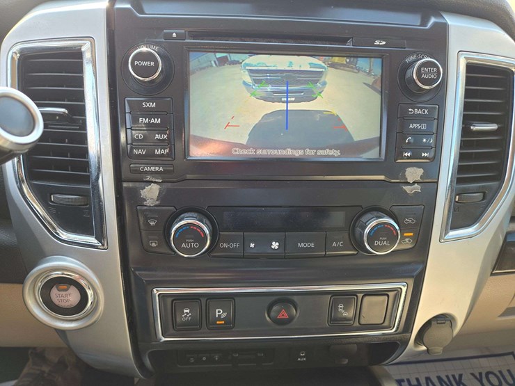 2017-nissan-titan-image-15