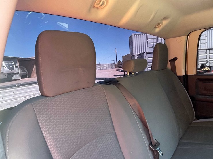 2016-dodge-2500-image-69
