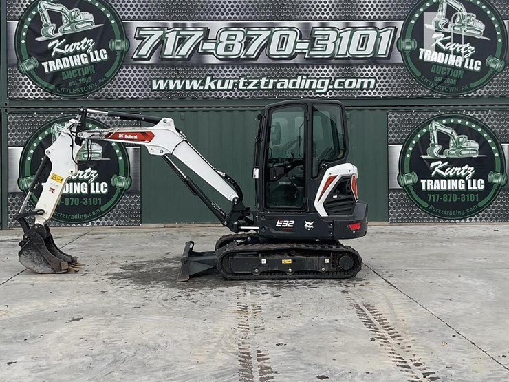 2022-bobcat-e32i-image-1