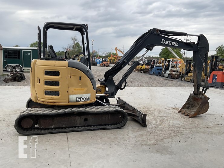 2014-deere-50g-image-5