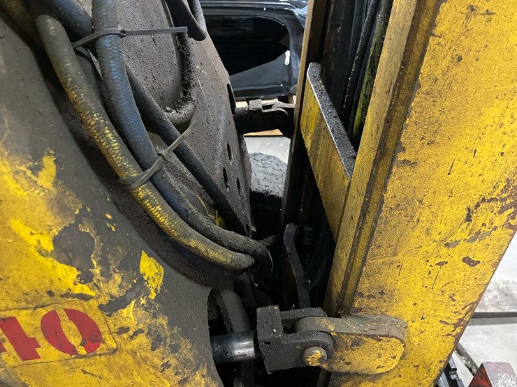 #1486-•-hyster-40-forklift-(g)-image-25