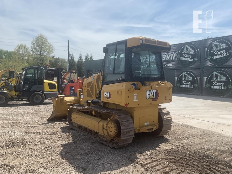 2022-caterpillar-d1-image-2