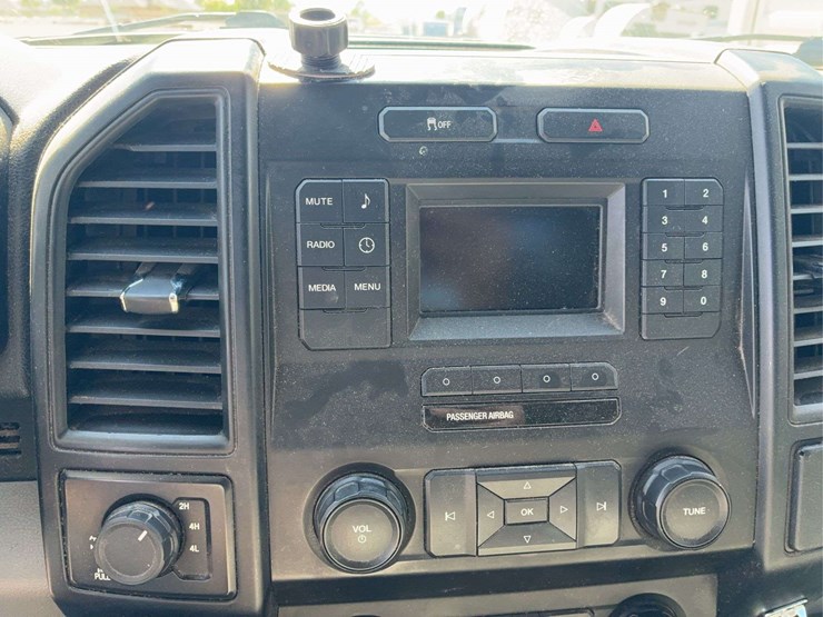 2016-ford-f150-lariat-image-19