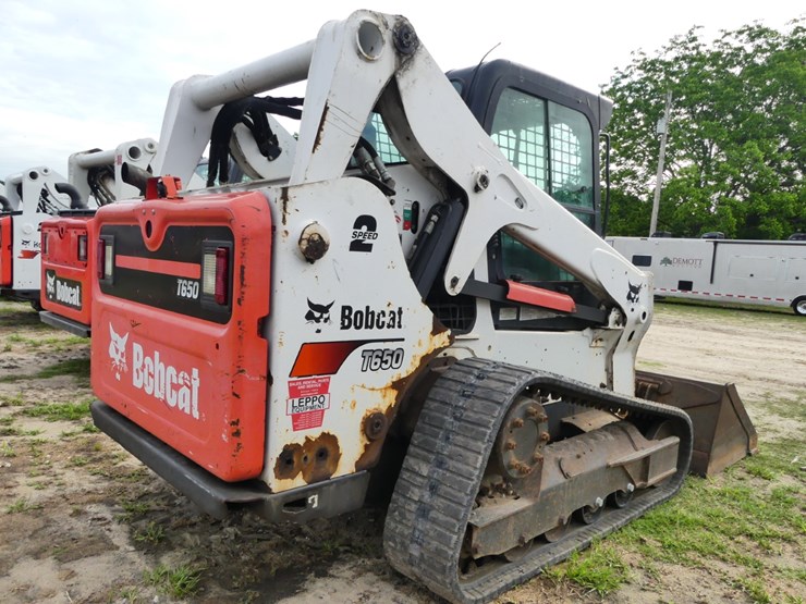 2016-bobcat-t650-image-4