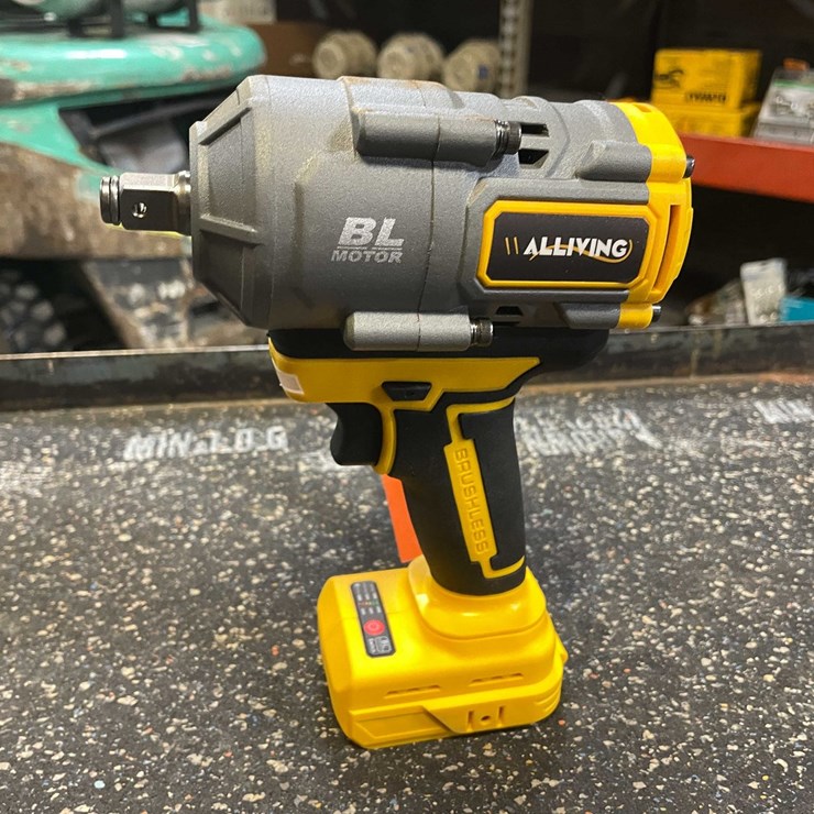 #2526 • Dewalt Compatible 20 volt, 1/2" Cordless Impact (PR13)