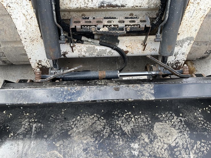 2020-bobcat-t650-image-12