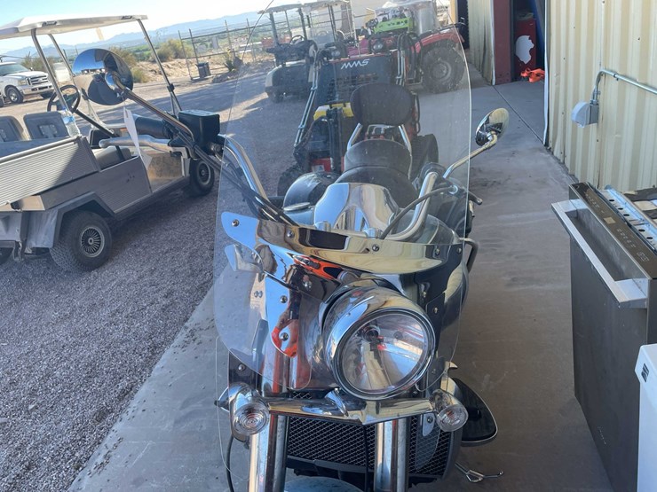 #173-•-2009-triumph-rocket-iii-motorcycle-(has-tx-title)-image-16