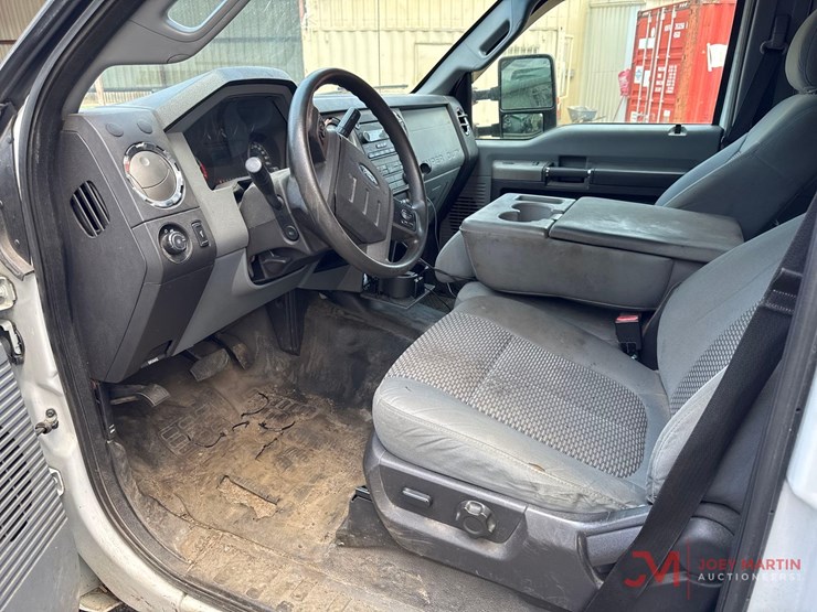 2015-ford-f250-xlt-image-14