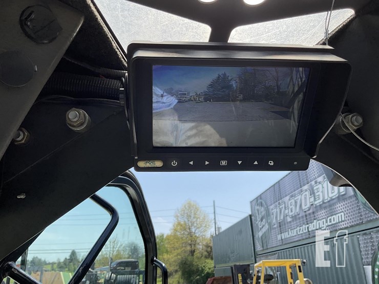 2007-volvo-mc90b-image-13