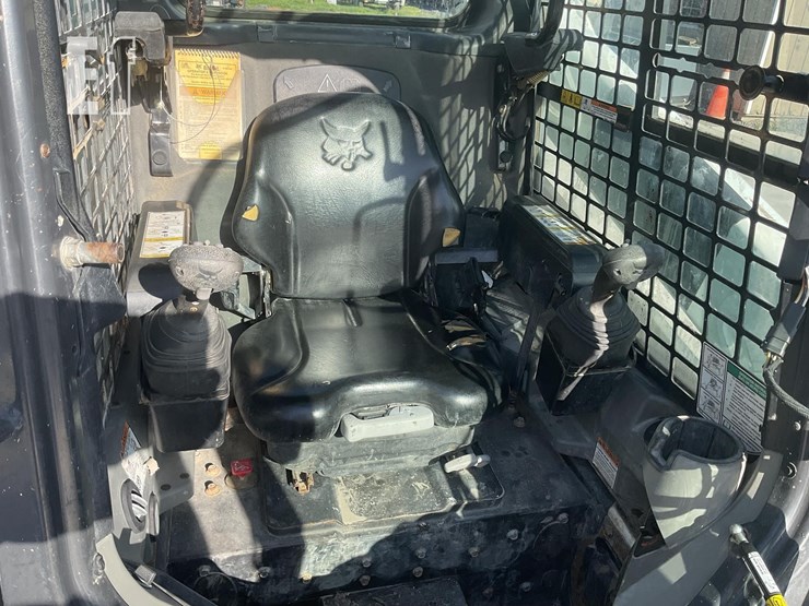 2017-bobcat-s590-image-12