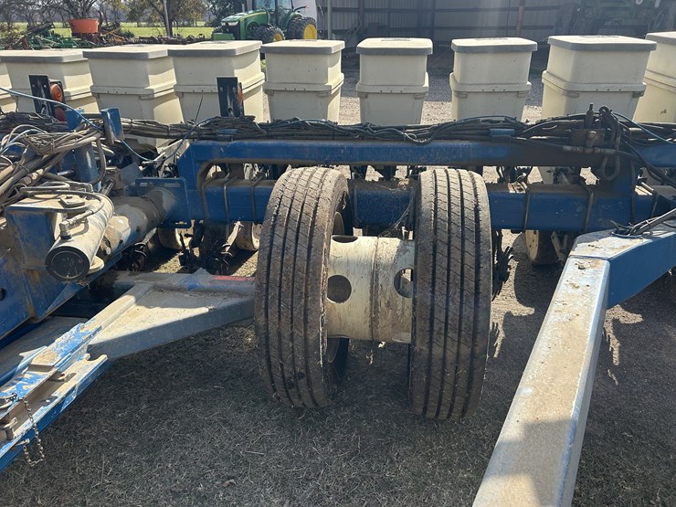 kinze-3700-image-5