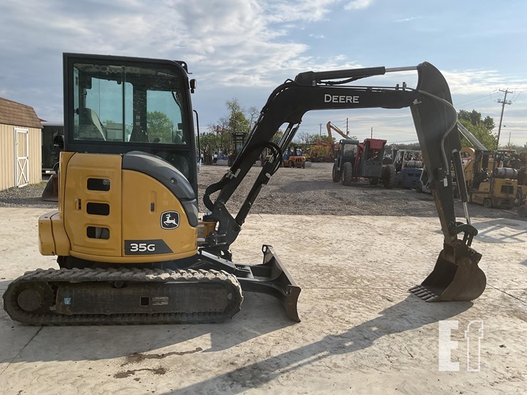 2023-deere-35g-image-5