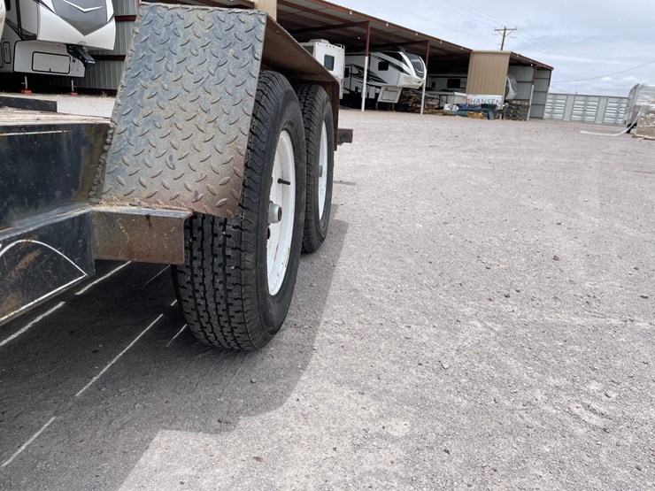 #174-•-car-hauler-(has-nm-title)-image-19