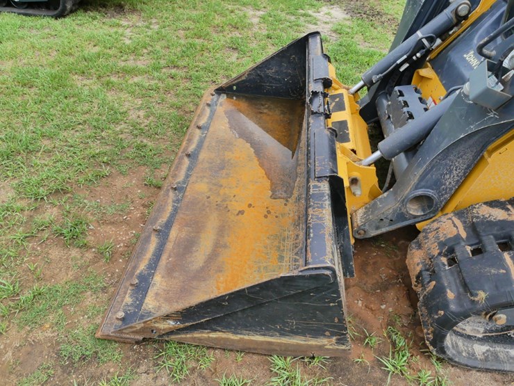2024-deere-325g-image-10