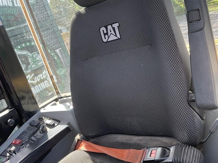 2023-caterpillar-914-image-11
