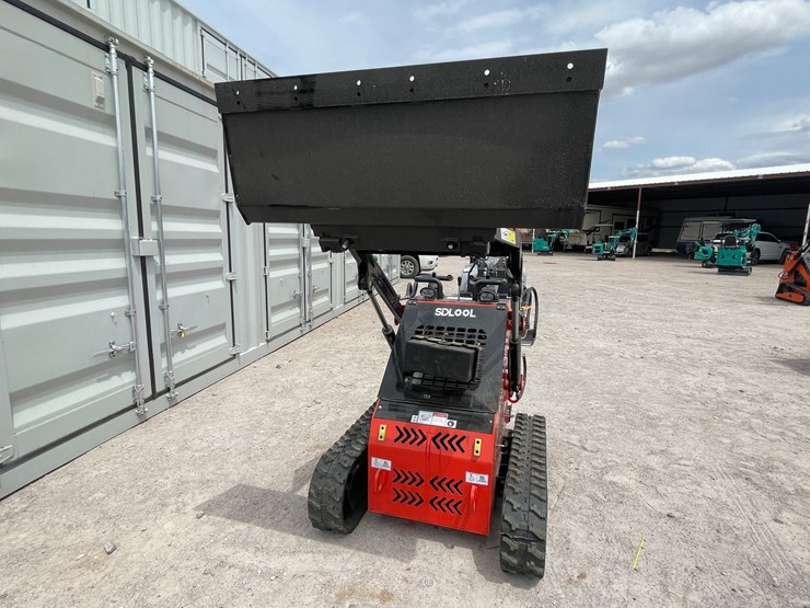 #3051-•-unused-2026-skid-steer-loader-image-6