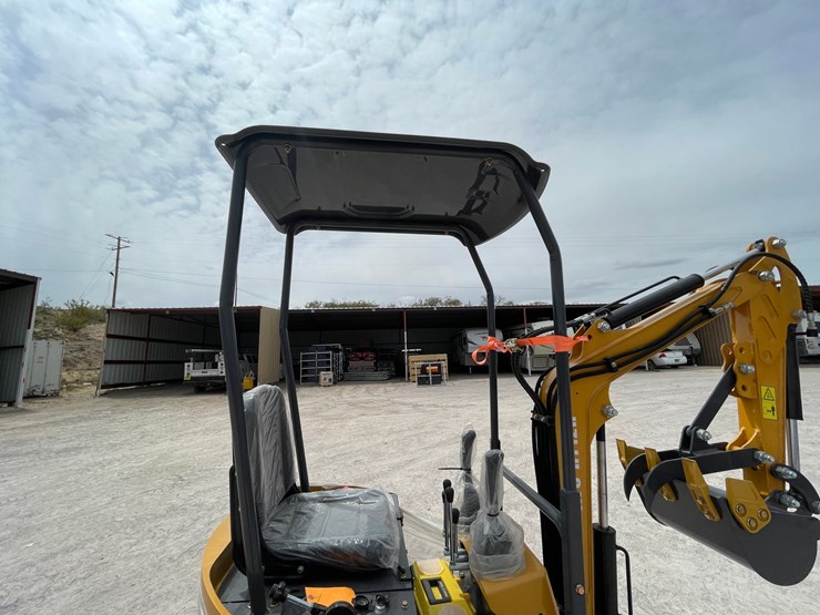 #3015-•-unused-2026-rt12r-mini-excavator-image-8