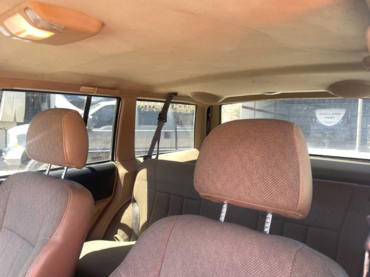 #152-•-2000-jeep-4x4-(has-tx-rebuilt-salvage-title)-image-51