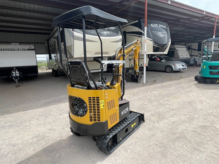 #3003-•-unused-2026-cfg-mini-excavator-image-5