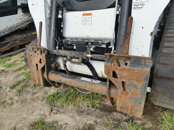 2023-bobcat-t770-image-10