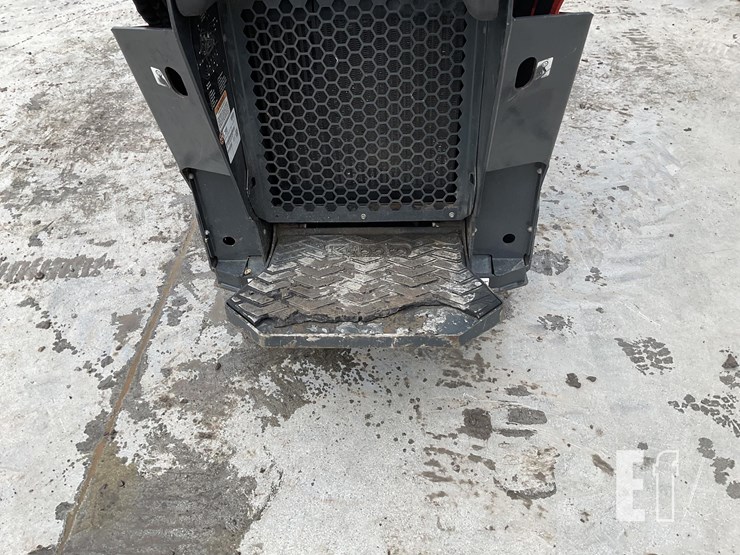 2022-kubota-scl1000-image-14
