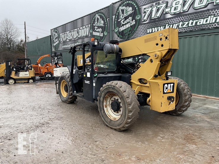 2014-caterpillar-tl642c-image-2
