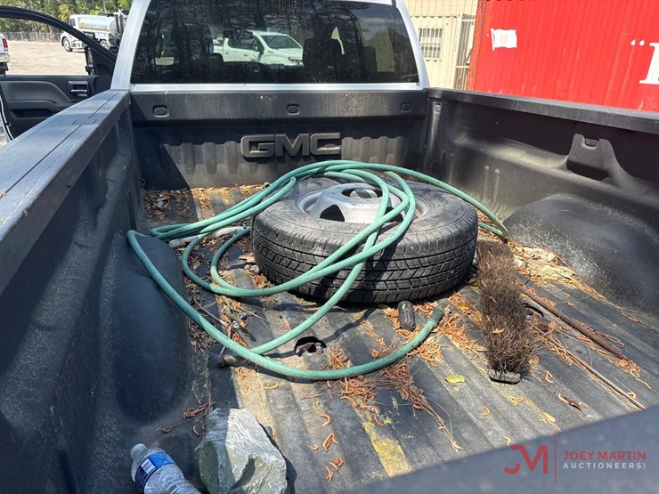 2018-gmc-3500-image-10