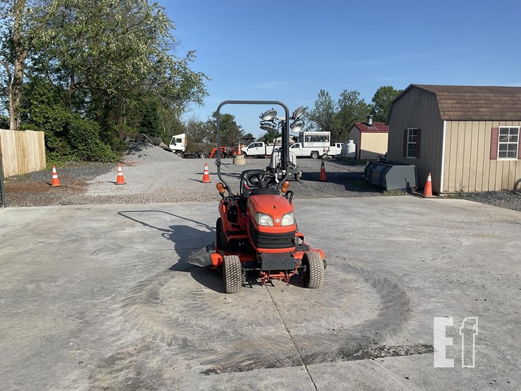 2015-kubota-bx1870-image-7