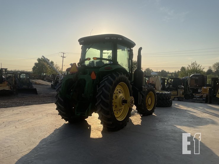 2013-john-deere-8310r-image-4