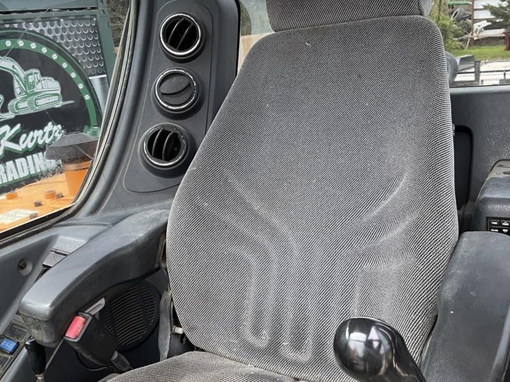 2016-hyundai-robex-55w-9a-image-9