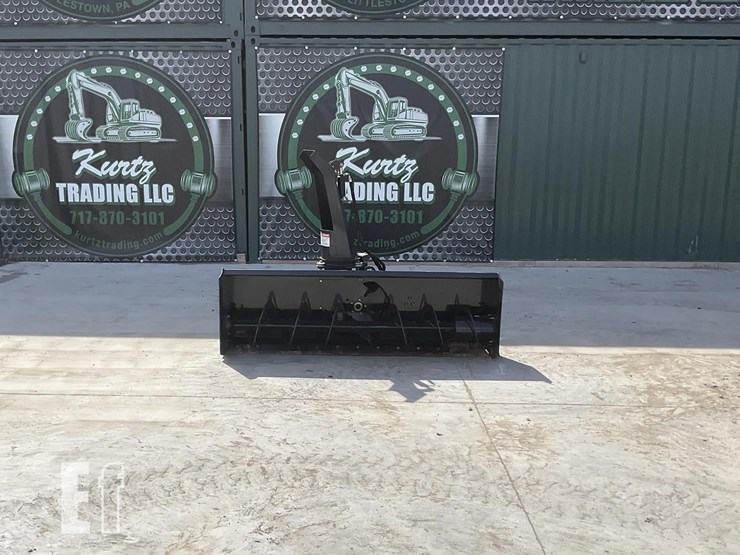 2011-bobcat-sb200-60-image-1