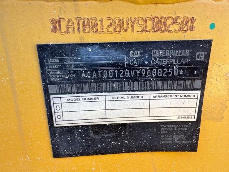 2019-caterpillar-120-image-16