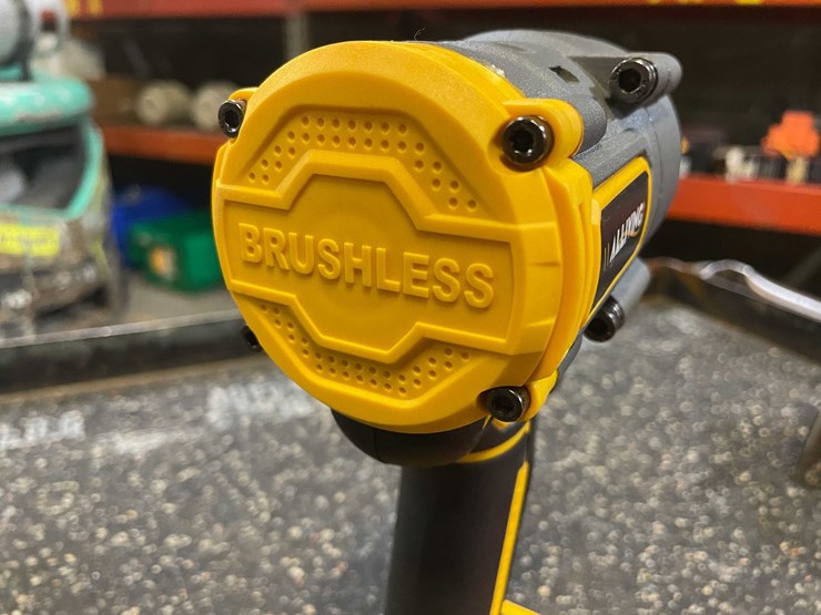 #2526-•-dewalt-compatible-20-volt,-1/2"-cordless-impact-(pr13)-image-6