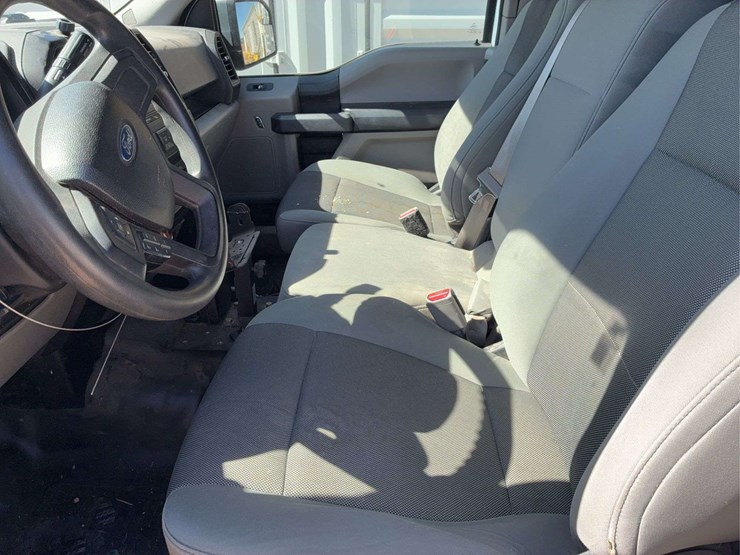 2016-ford-f150-lariat-image-15