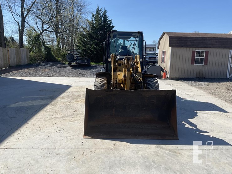 2021-caterpillar-906m-image-7