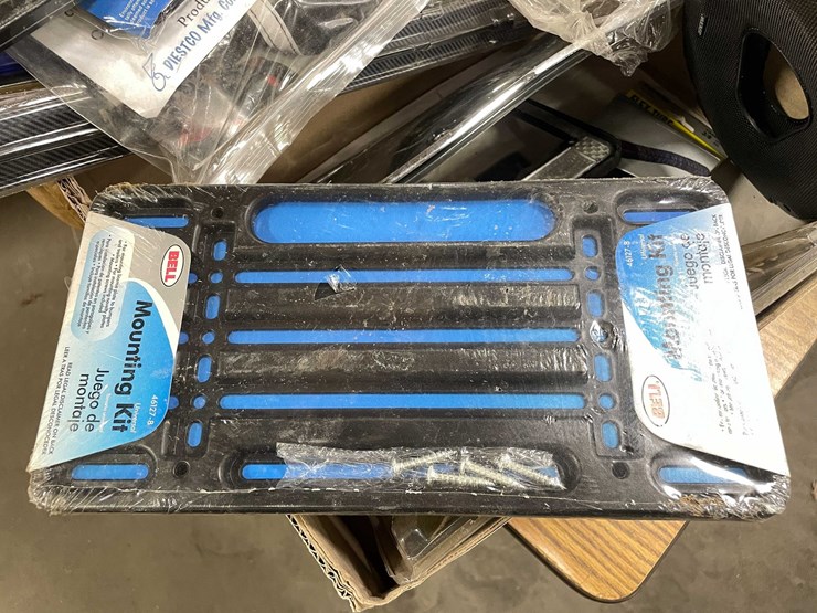 #2544-•-(2)-boxes-of-car-parts-(pr10)-image-8