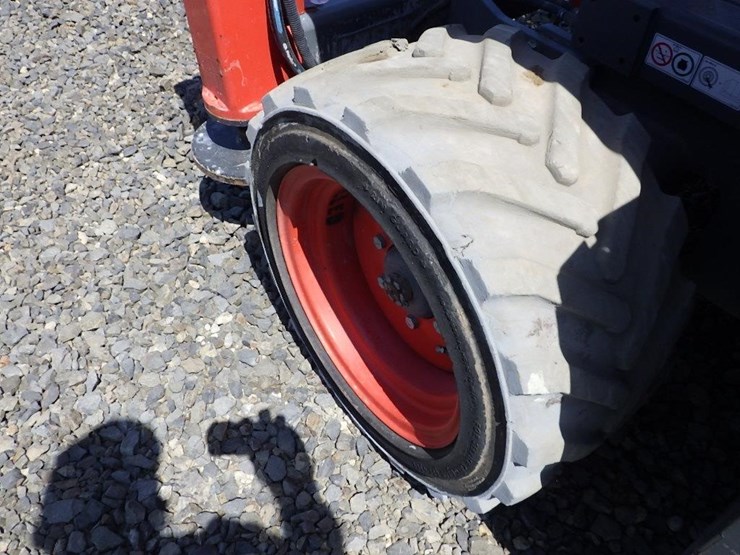 2019-skyjack-sj6826rt-image-31