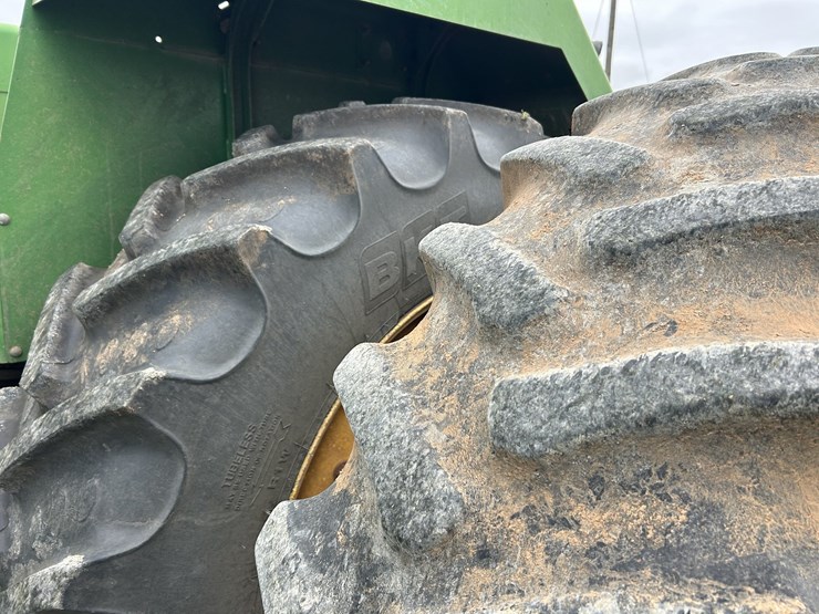 1996-john-deere-8770-image-9